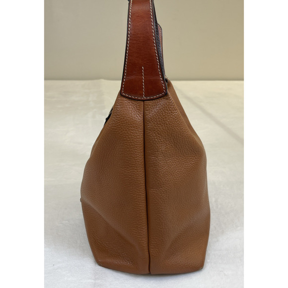 Dooney & Bourke Wexford Hobo Shoulder Bag Large Tan Pebbled Leather & Camel Brwn - Picture 4 of 16